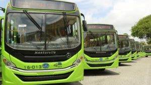 Gobierno anuncia incorporación de 98 nuevos autobuses a la OMSA