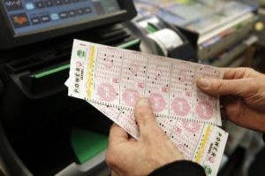 Venden boleto de 429 millones dólares en lotería Powerball