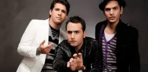 La banda pop mexicana Reik regresa sin miedo por el dominio del reguetón