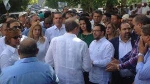 Excandidatos presidenciales marchan en protesta hacia Asamblea OEA