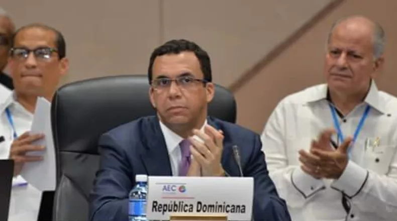 RD ratifica compromiso con defensa mar Caribe