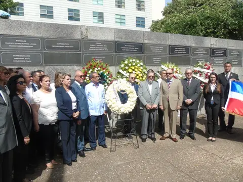 Universidad O&M participa en acto conmemorativo de la Expedición del 14 de junio