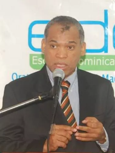 Edoco inicia clases de verano y diplomado oratoria