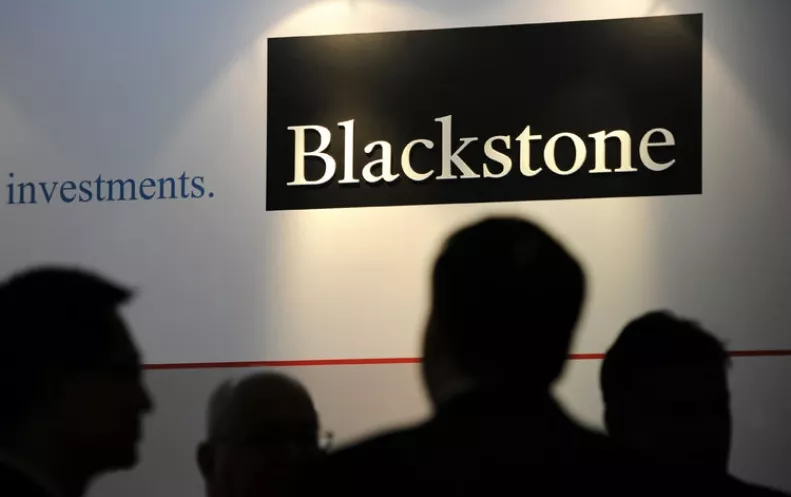 Blackstone hace pool de inversión