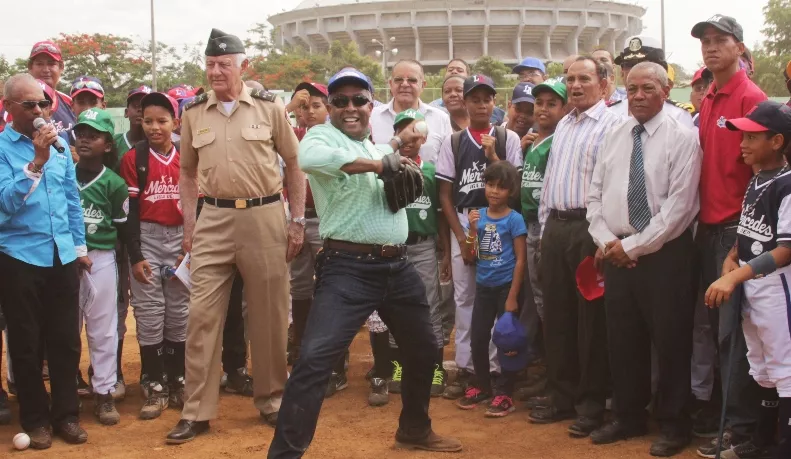 La  Liga Mercedes inicia su torneo de béisbol