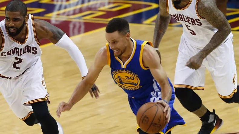 Warriors buscan ganar en casa