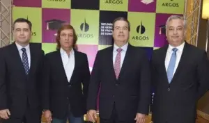 Argos Dominicana entrega diplomados