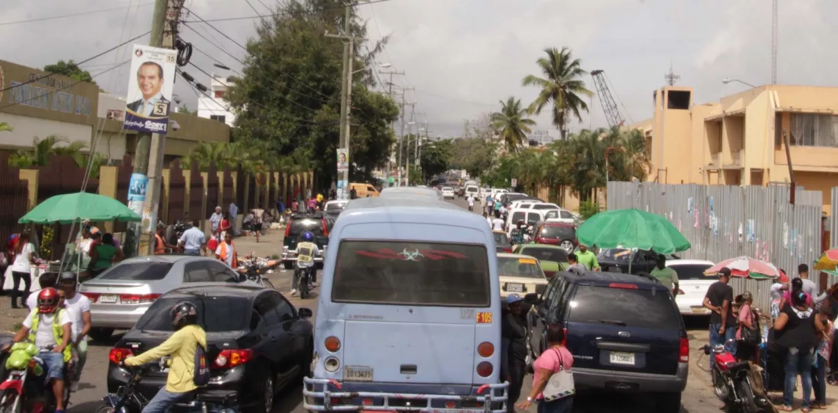 El caos reina en calles de la Ciudad Sanitaria