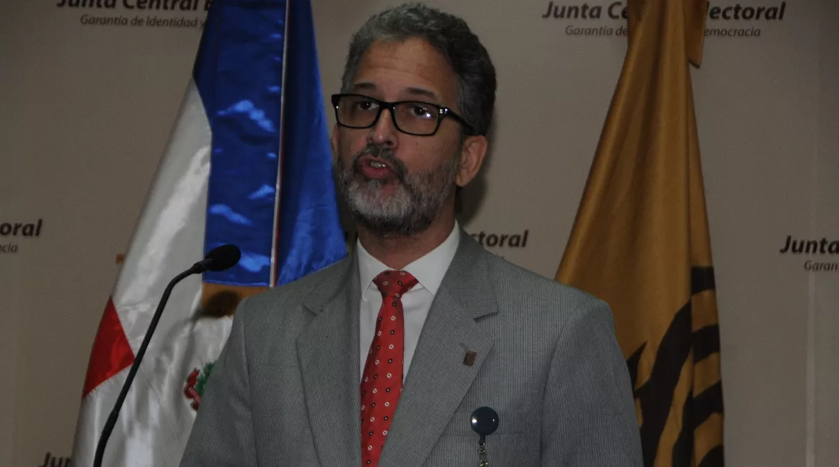 8_Nacionales_8_1,p01