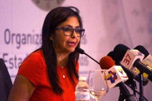 Vicepresidenta venezolana califica como “extorsión” las sanciones de la UE