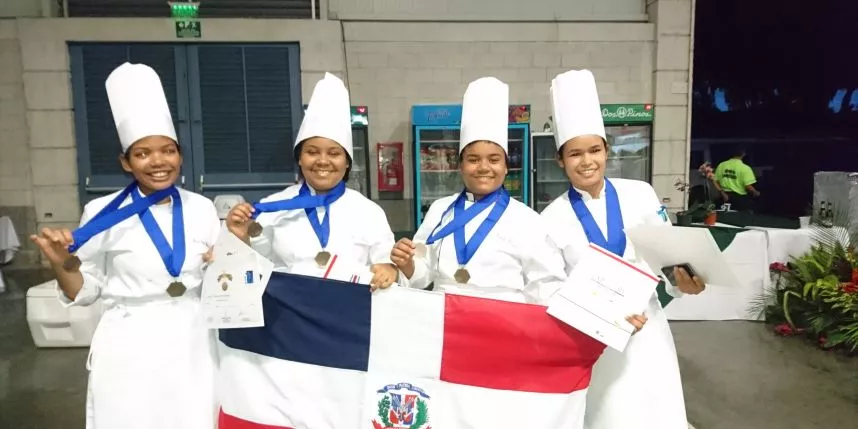 Equipo culinario de RD gana medallas  Costa Rica