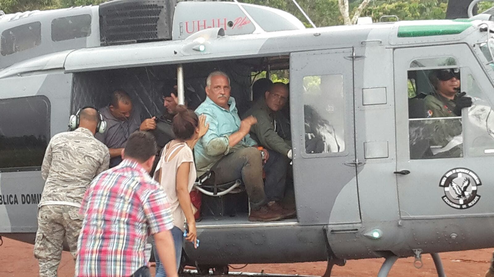 Aterriza de emergencia helicóptero que transportaba al ministro Jaime David
