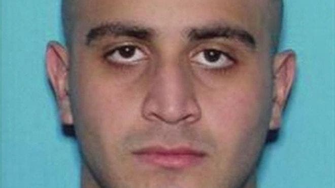 ¿Cómo pudo comprar armas Omar Mateen, el autor del ataque de Orlando que estaba en el radar del FBI?