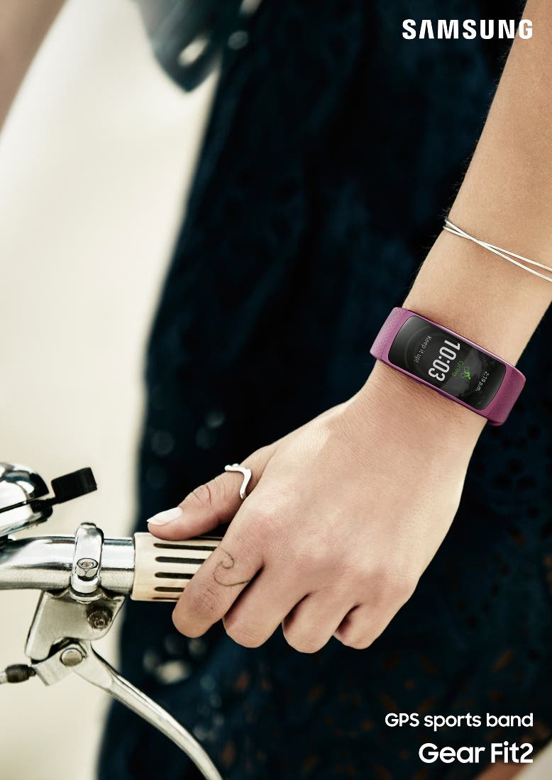 Samsung lanza pulsera deportiva con GPS