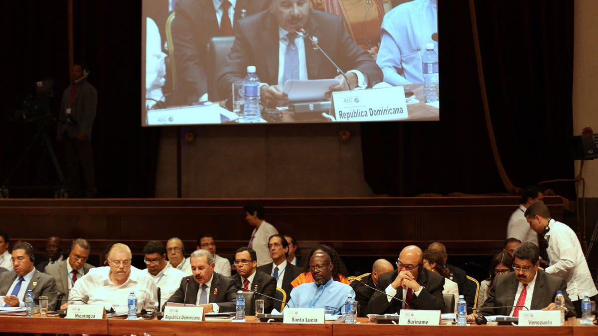 Danilo Medina propone Caribe sea modelo en prevenir riesgos cambio climático