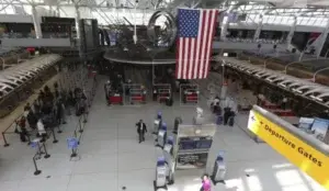 Evacúan una terminal del aeropuerto  John F. Kennedy de NY por una falsa alarma