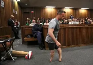 Oscar Pistorius, trasladado a un hospital por un dolor en el pecho