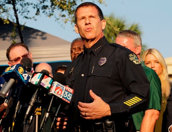 Difunden nombres de las víctimas de la balacera en Orlando