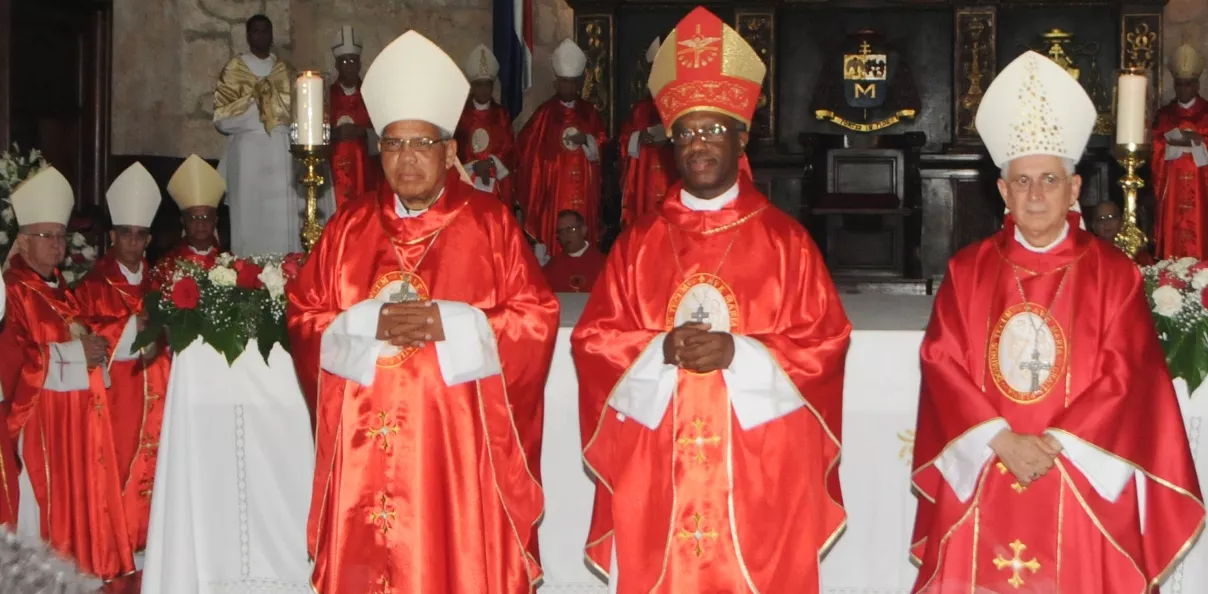 Iglesia católica evalúa su accionar