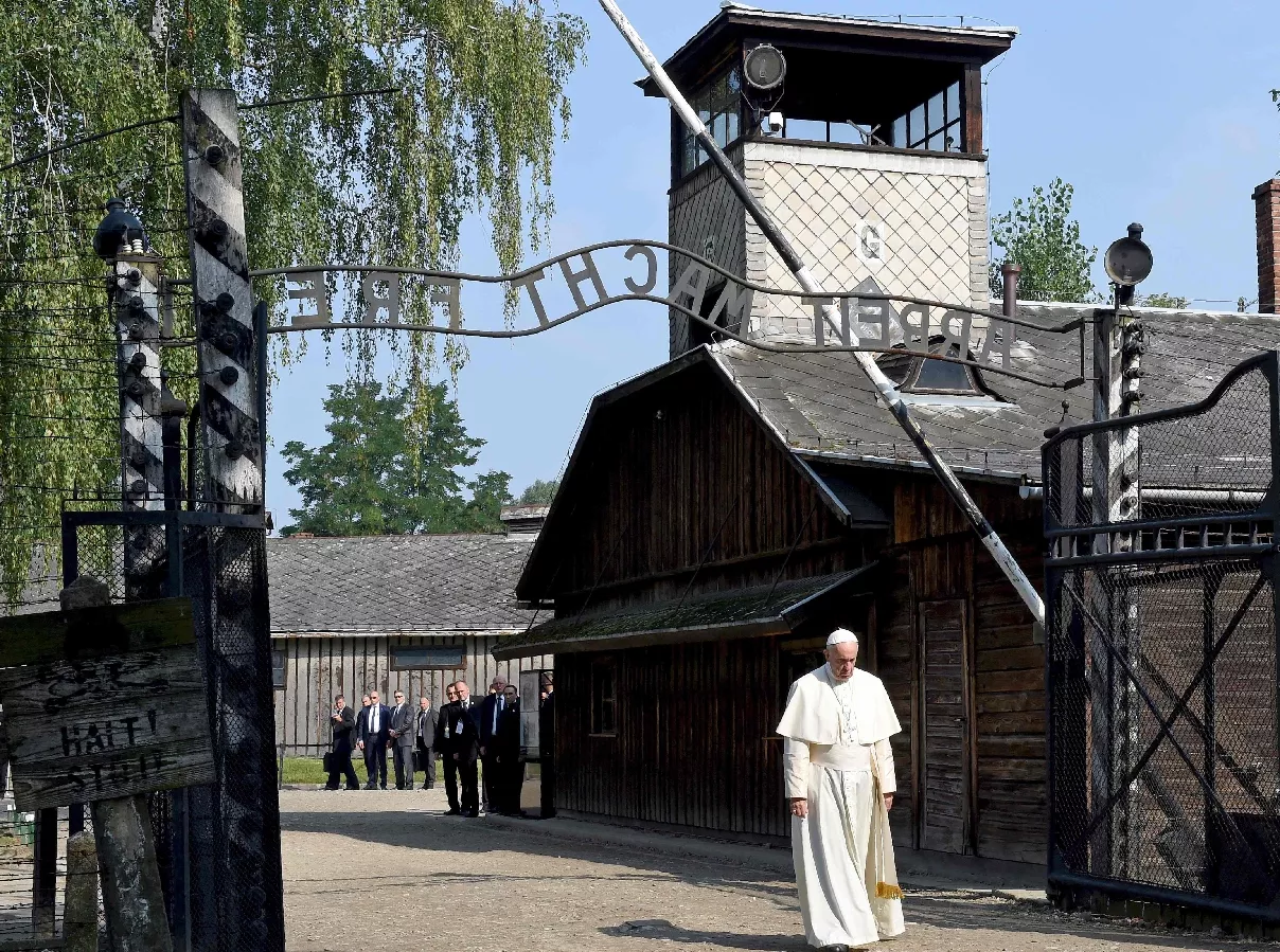 POLAND-VATICAN-DIPLOMACY-RELIGION-POPE-AUSCHWITZ