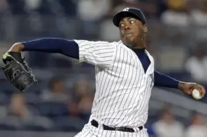 Yanquis colocan a Chapman en lista de lesionados por 10 días