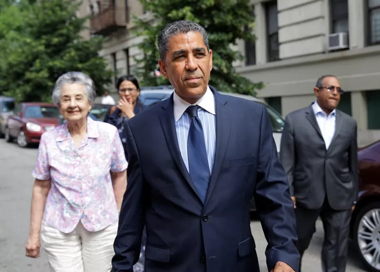 Adriano Espaillat, probable primer dominicano en Congreso, le responde a Trump