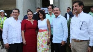 Presidentes de RD y Honduras visitan La Nueva Barquita y Ciudad Juan Bosch