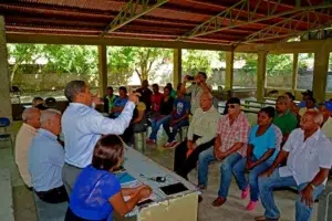 Energía y Minas gestiona programas de formación a pequeños mineros