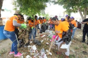 Comunitarios denuncian estafas de compañías recolectoras de basura