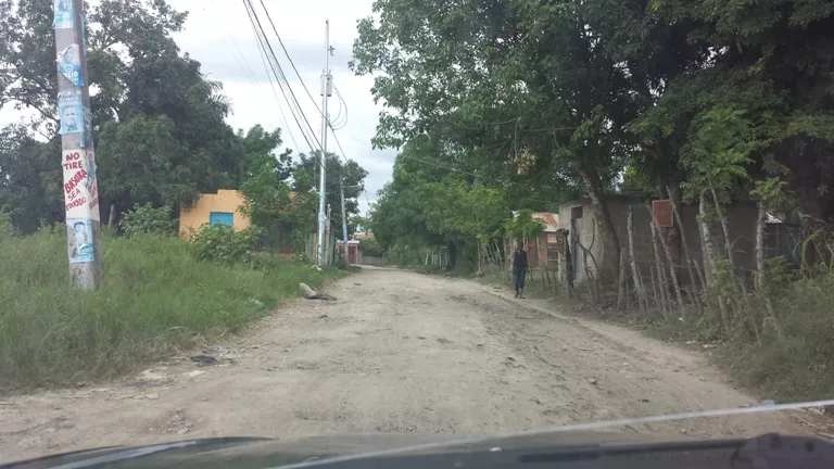 Barrio Pumac  de Villa Mella, sumergido en el abandono