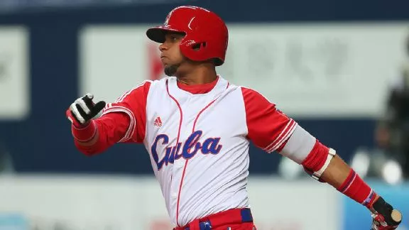 Astros fichan al cubano Yulieski Gurriel por 5 años