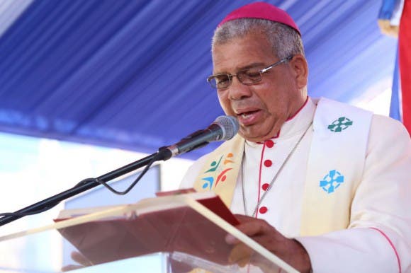El papa nombra a Ozoria Acosta nuevo arzobispo de Santo Domingo