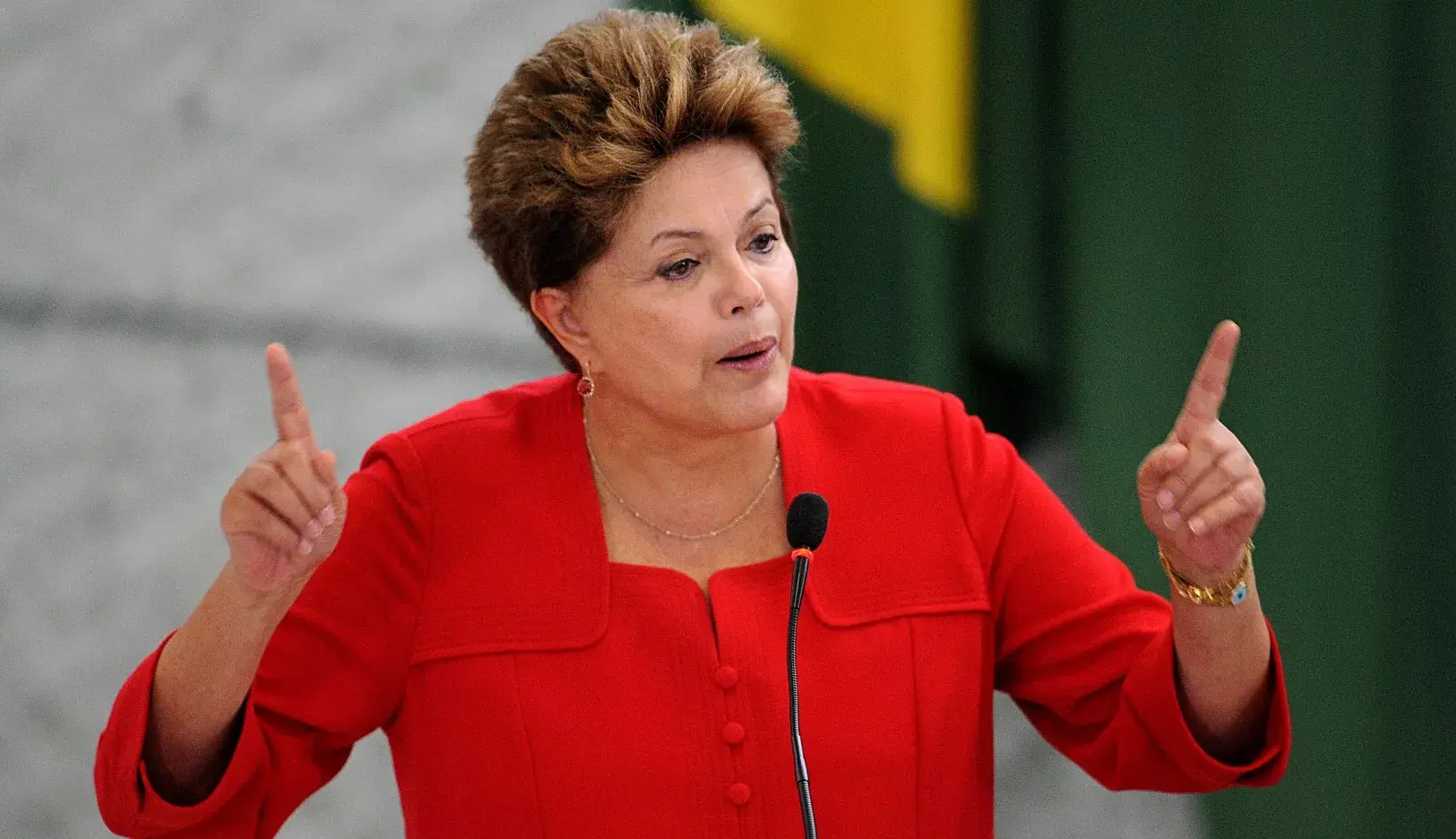 El  senado avanza caso destitución de Dilma Rousseff