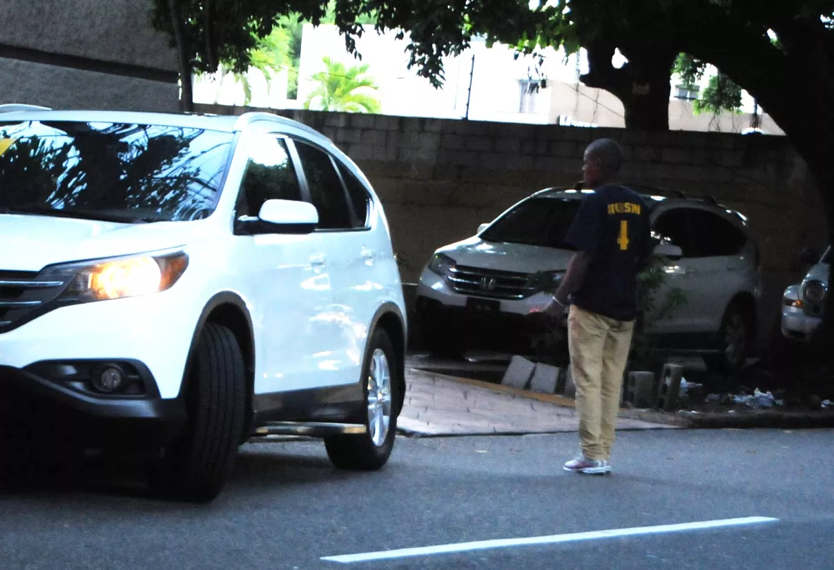 Ciudadanía asediada con diversos buscones