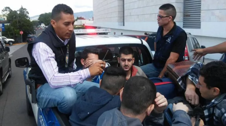 23_Globales_17_1,p01