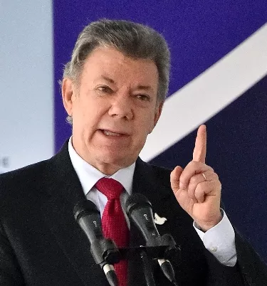 Santos dice Misión Electoral dará legitimidad a jornada del plebiscito de paz