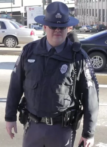 Policías  multan en Virginia con un helado