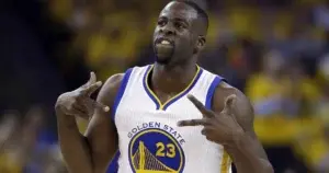 El ala-pívot Draymond Green se disculpa por ‘tuitear’ foto porno