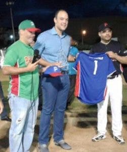 Liga del Pacífico deja abierto torneo softbol