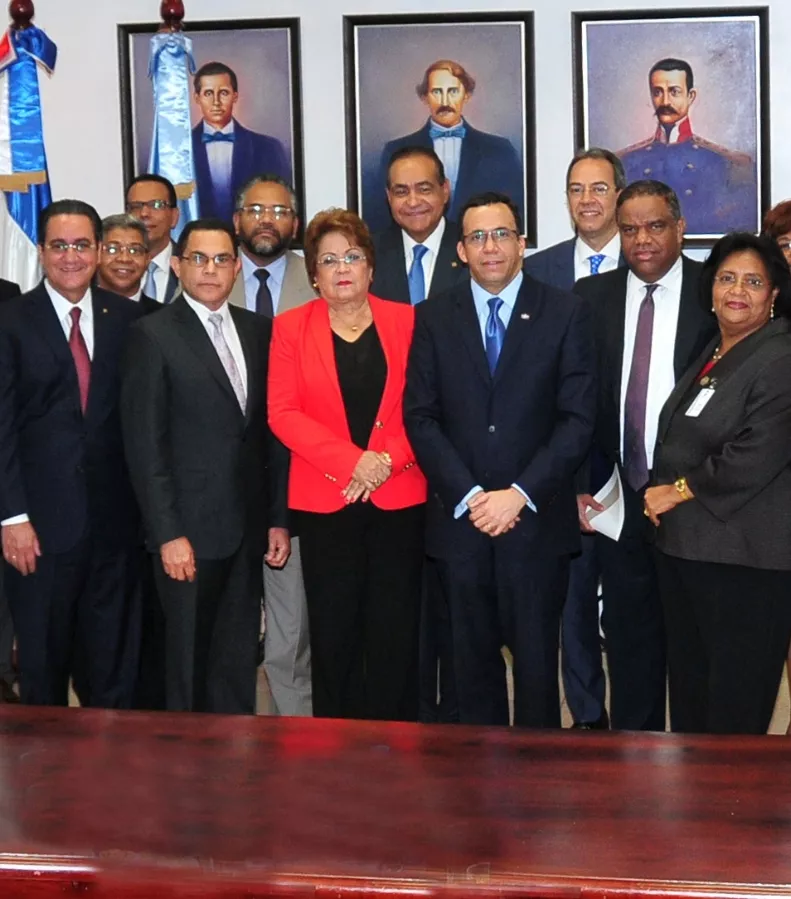 6_Nacionales_1_1,p01