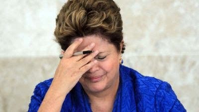 Tribunal ordena congelar activos de Dilma Rousseff por compra de refinería