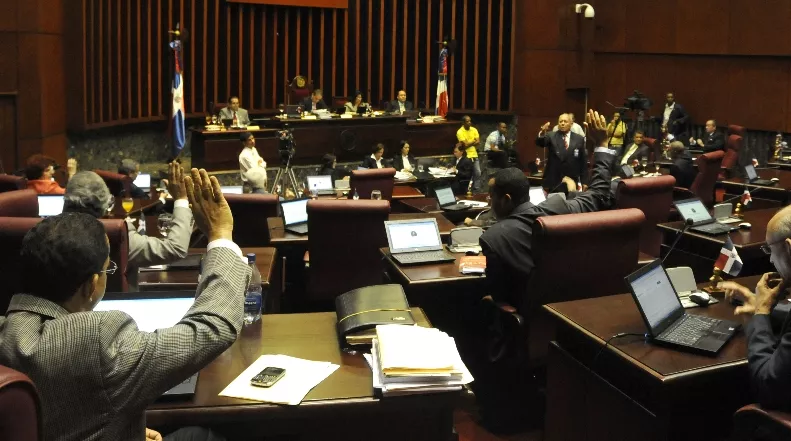 Senado aprueba Ley Orgánica Tribunal Constitucional