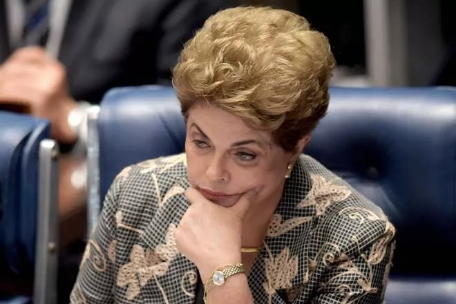 Una amplia mayoría del Senado opta por destituir a Rousseff en último debate