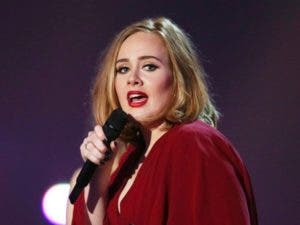 Adele pospone concierto en Phoenix debido a fuerte resfriado