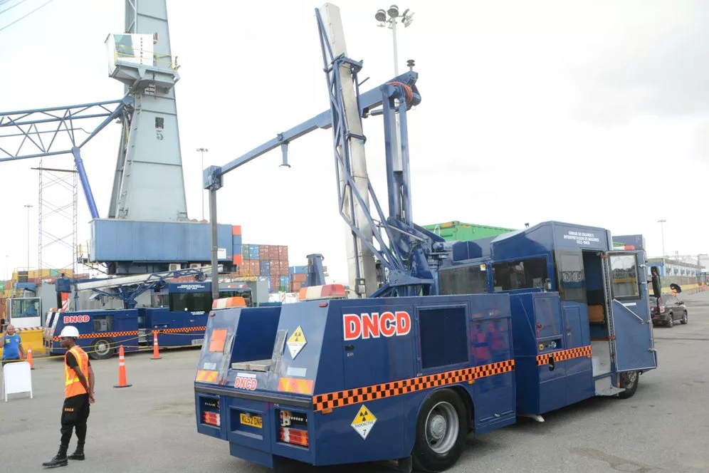 DNCD pone en funcionamiento dos camiones scaners en muelles y puertos