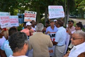 Medio Ambiente suspende construcción de relleno sanitario en Haina