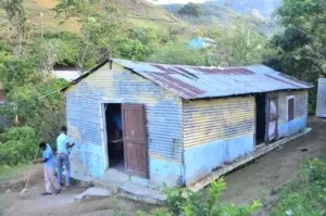 Fundo Viejo: 38 años dando lástima por una escuela