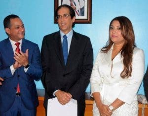 Juramentan nueva ministra de la Juventud