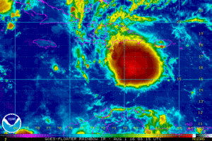 Onamet prevé aguaceros continuarán por onda tropical