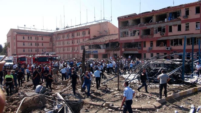 11 muertos y 226 heridos por coches bomba en Turquía